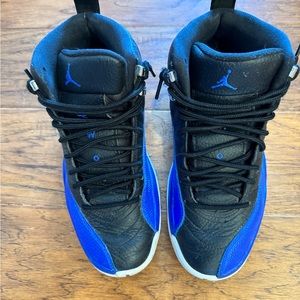 Black and Blue Two3’s